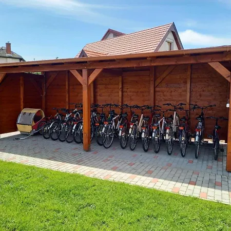 Kertesz Appartement *